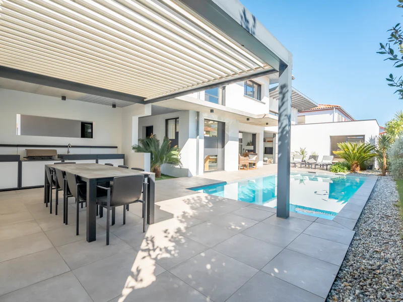 7 2025.03.31 Shooting Immo - Turquoise - Anglet_WEB--7.jpg